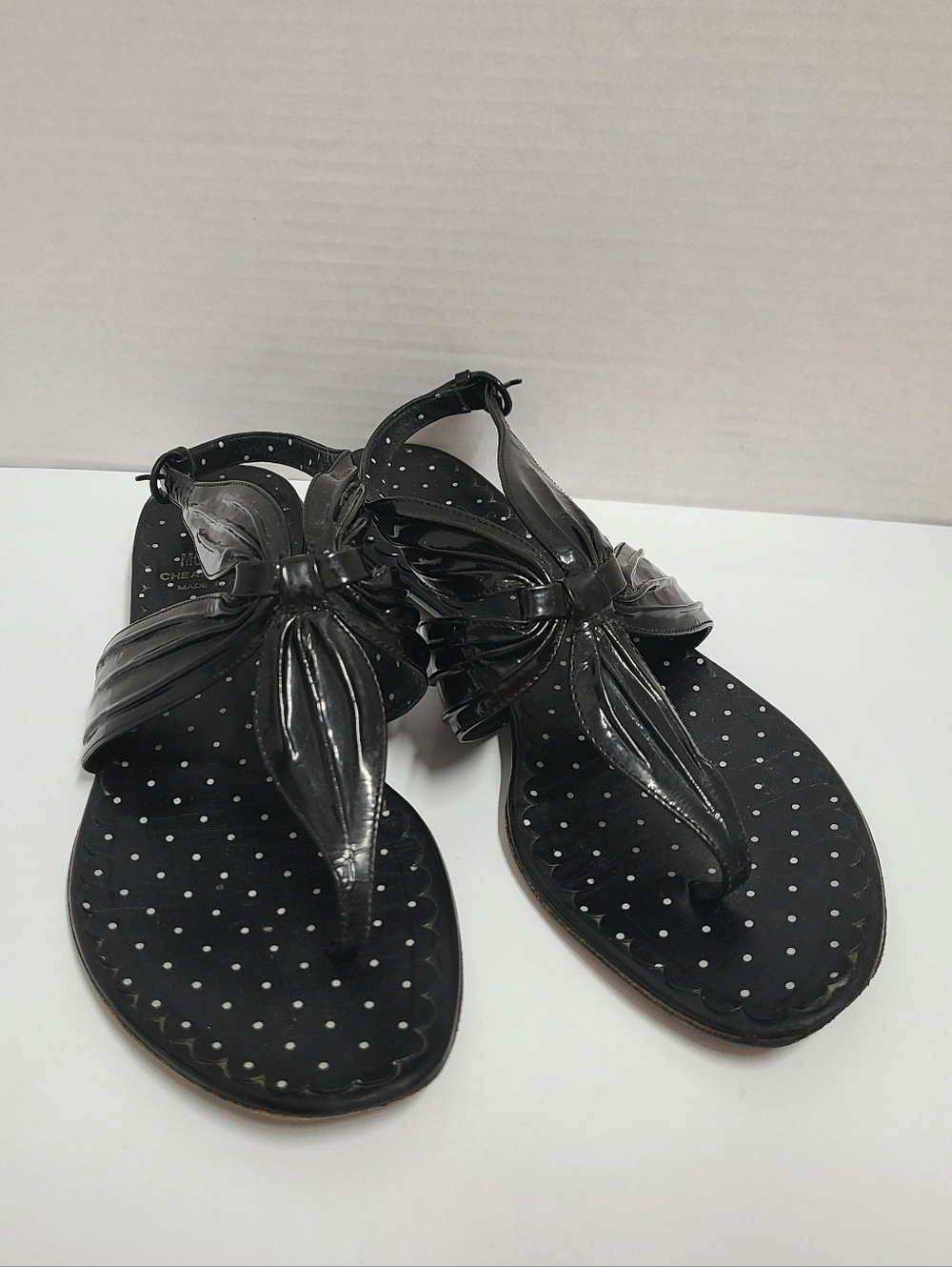 Moschino Vintage Black Patent Leather Wide T-strap Sandals Sz 7½-8 - Picture 3 of 7